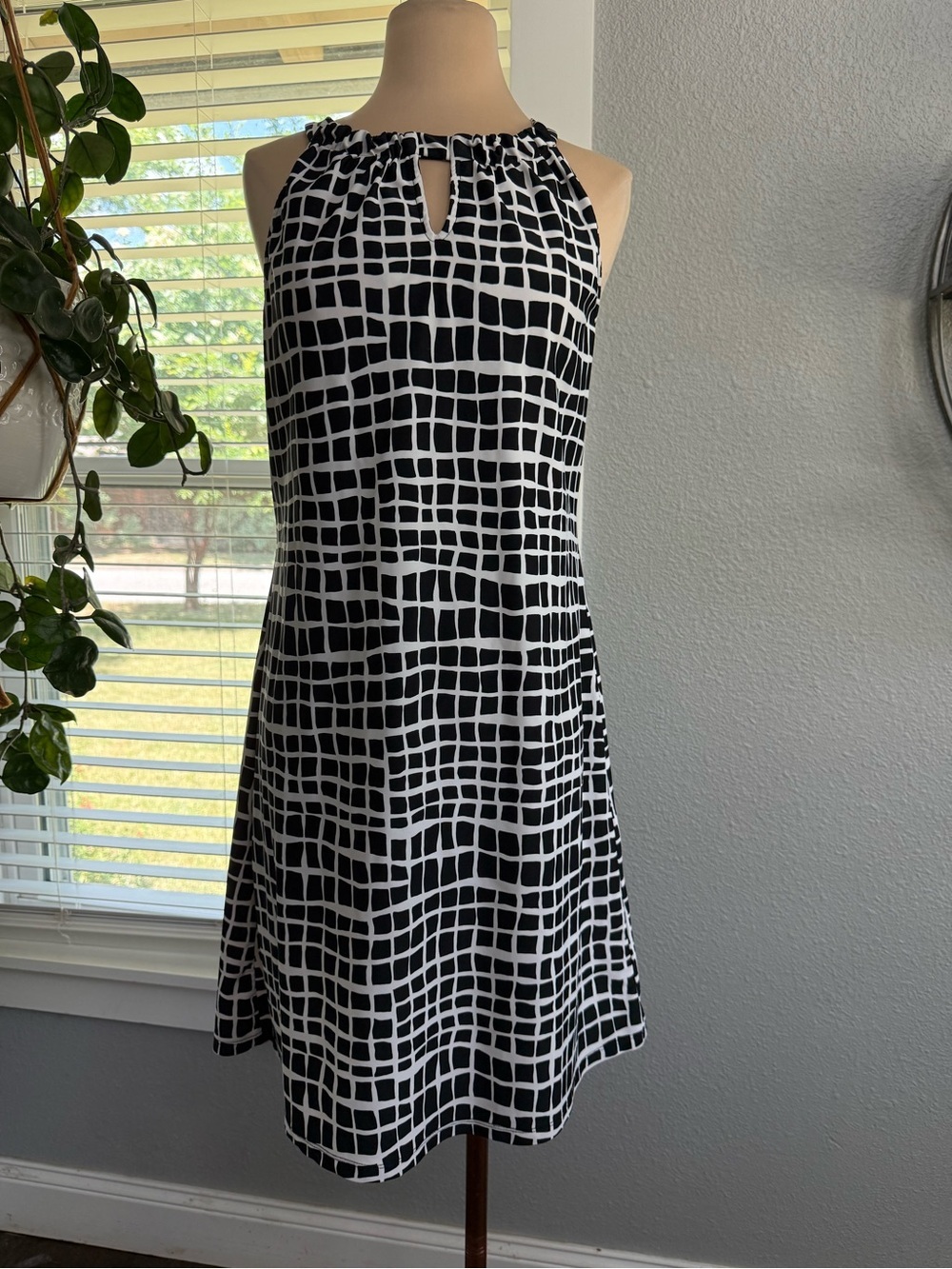 Jude Connally Lisa Dress Halter Size Medium